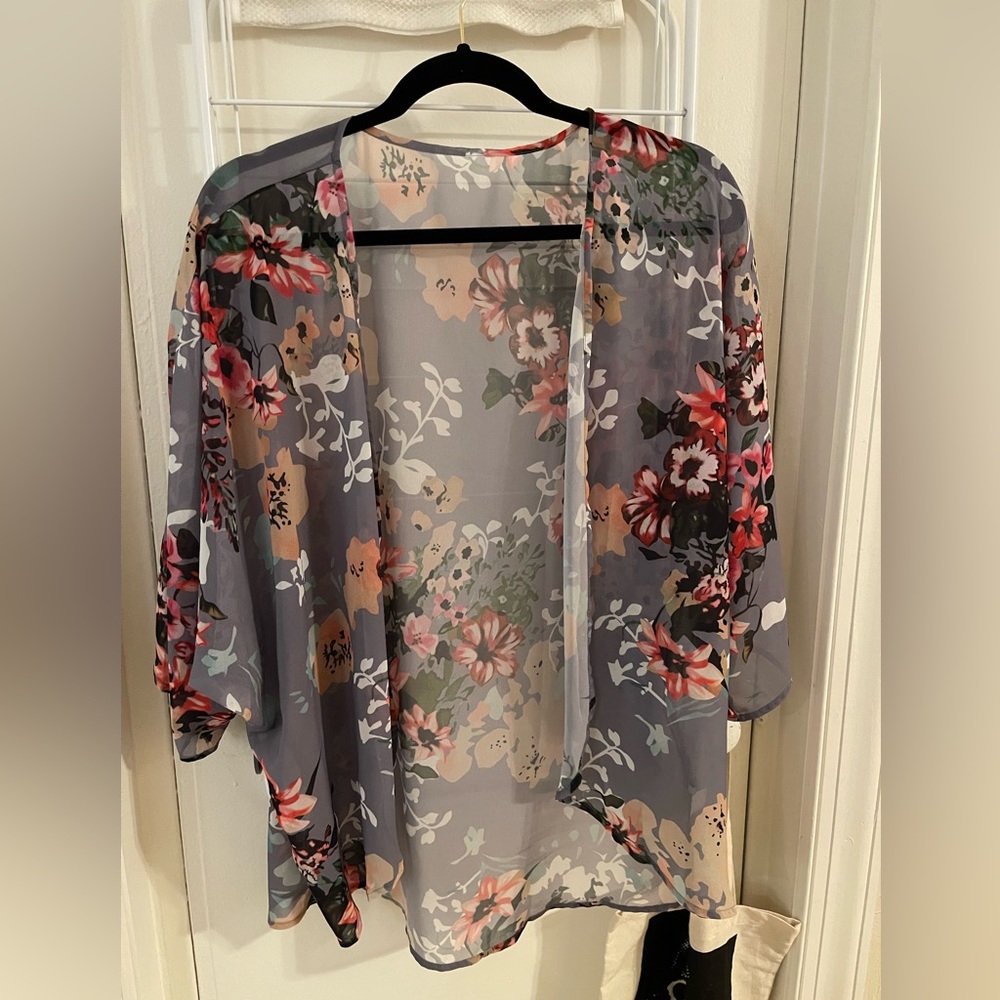 Floral Sheer Shawl